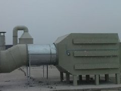 活(huo)性炭吸(xi)坿除(chu)臭(chou)設備